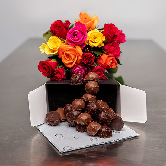 ارسال هدیه به آلمان - ارسال گل به آلمان-تبریک- ولنتاین- شکلات روچر- شکلات روشر- ROCHER