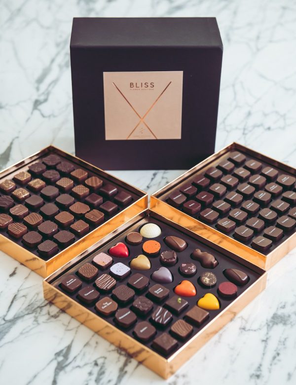 ارسال هدیه به دبی – شکلات – عشق – ولنتاین – تشکر و قدردانی – روز زن – روز مرد – تبریک- شکلات – ارسال شکلات به امارات